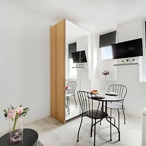  Appartement Cmg Rue De Bretagne 2 France